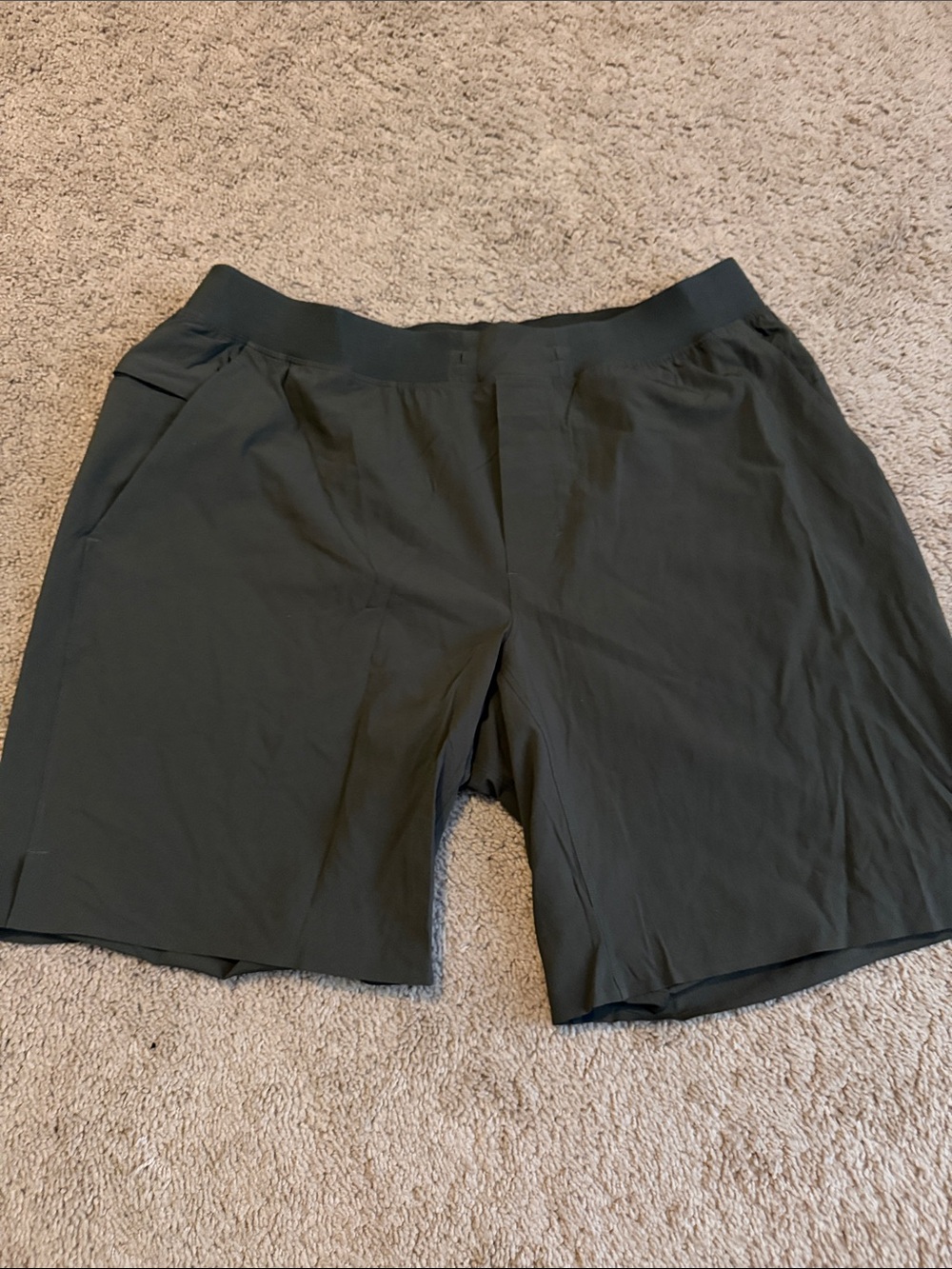 Lululemon Athletica Men's Athletic Shorts sz XXL